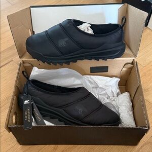 Sorel Black Quilted Slip-On Puffer Loafers